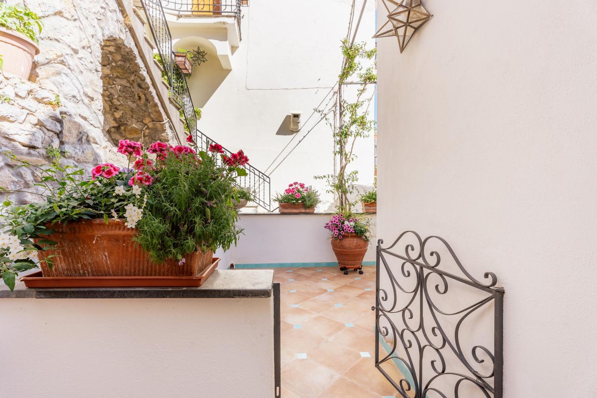 Proprieta Antonio 3 Unita Indipendenti Leilighet Positano Eksteriør bilde